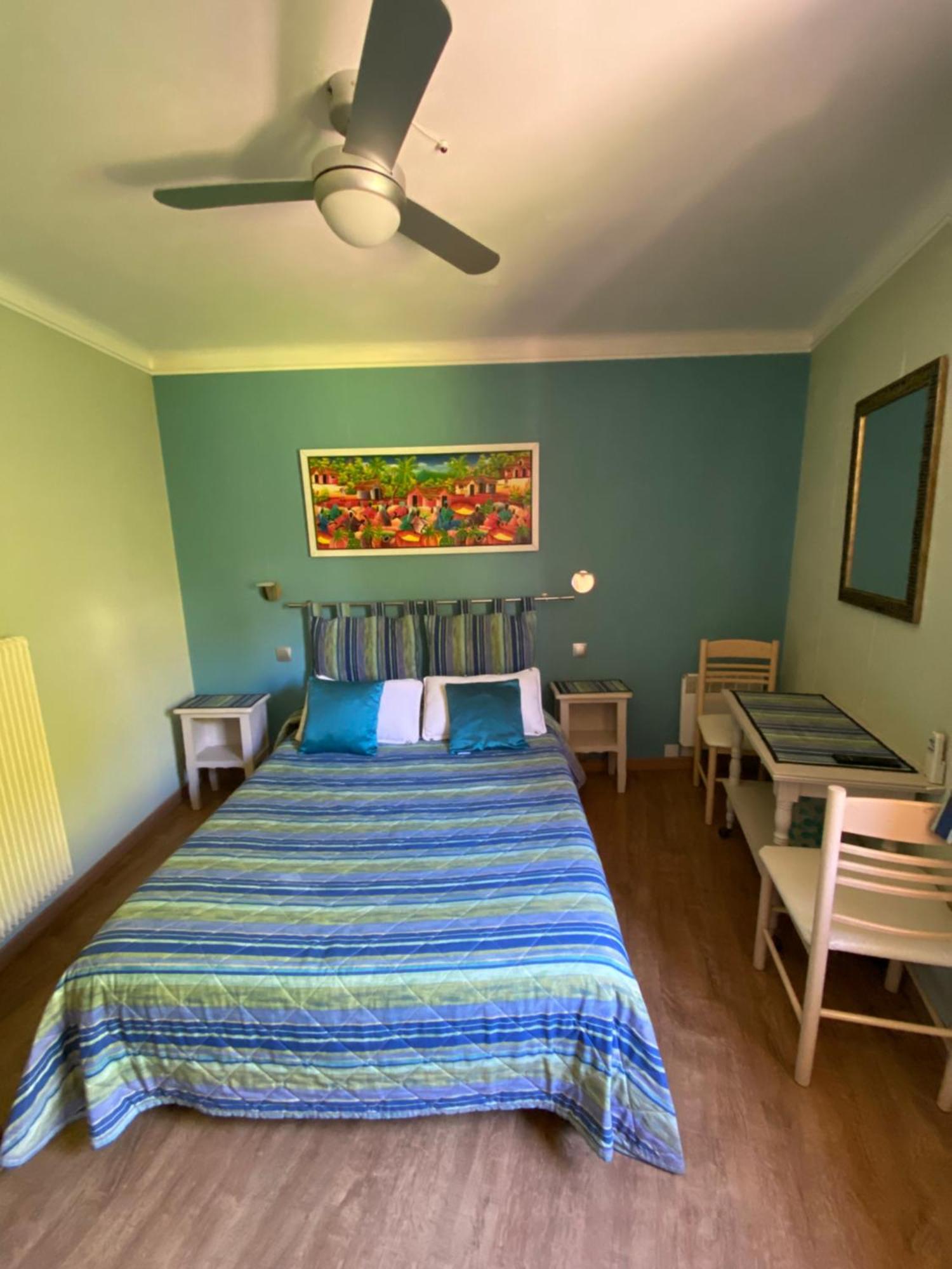 Hotel Les Belles Terrasses Tourrettes-sur-Loup Zewnętrze zdjęcie
