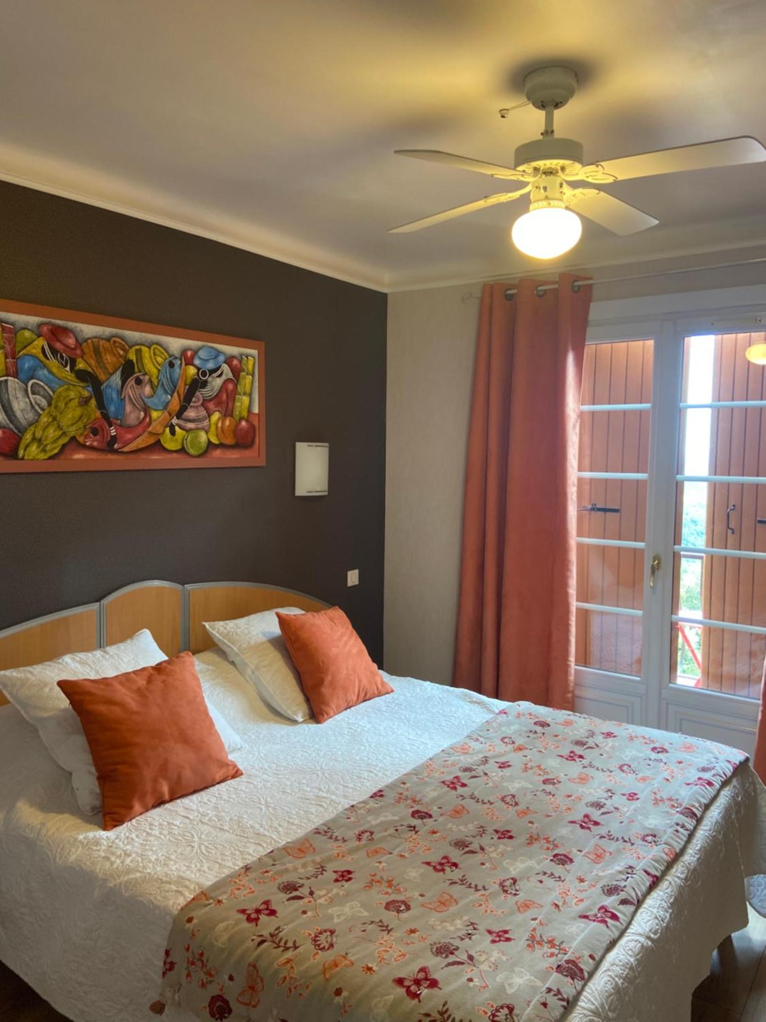 Hotel Les Belles Terrasses Tourrettes-sur-Loup Zewnętrze zdjęcie