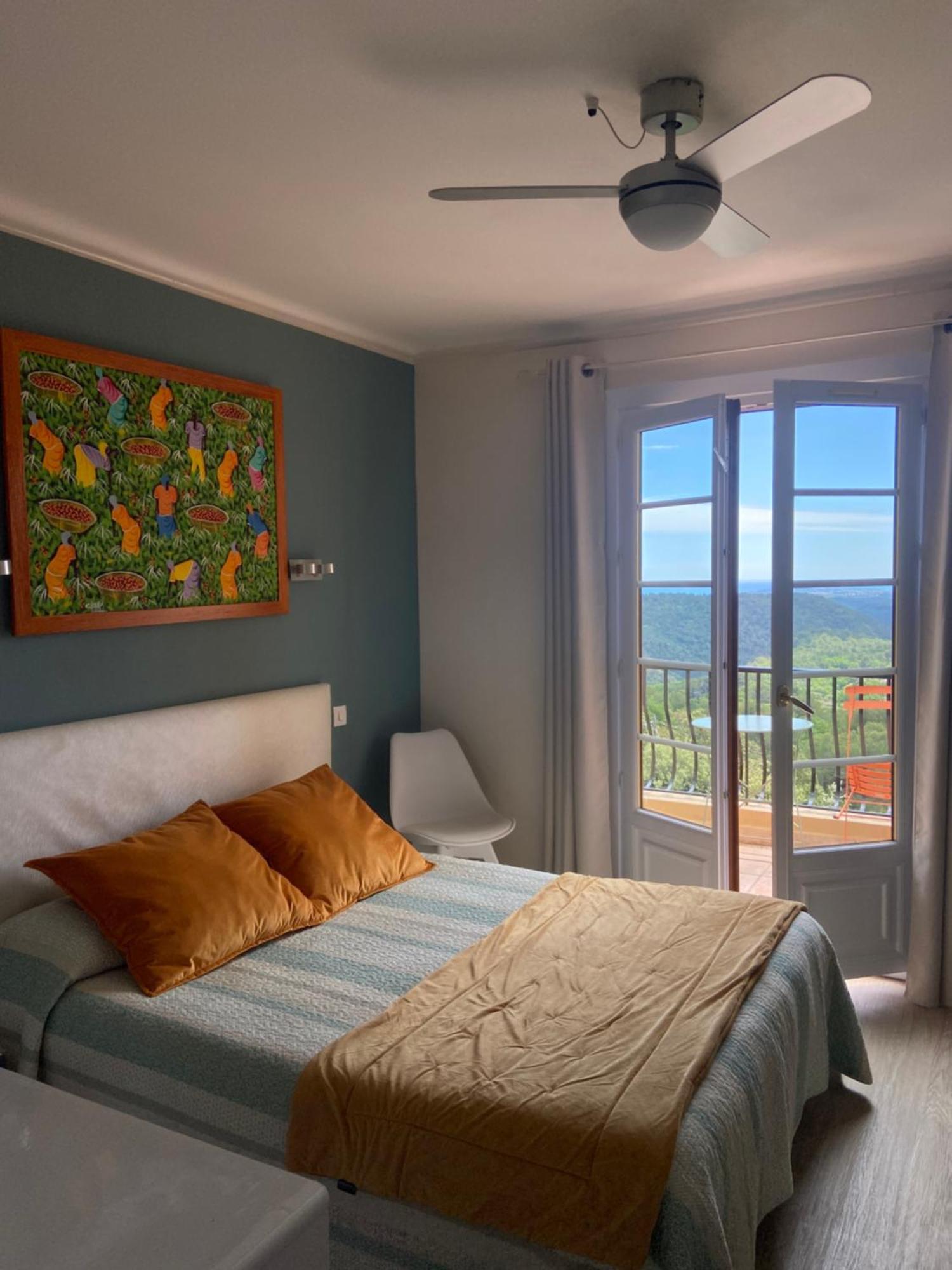 Hotel Les Belles Terrasses Tourrettes-sur-Loup Zewnętrze zdjęcie